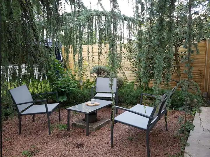 Maison Centre-ville Calme Avec Jardin Lons-le-Saunier