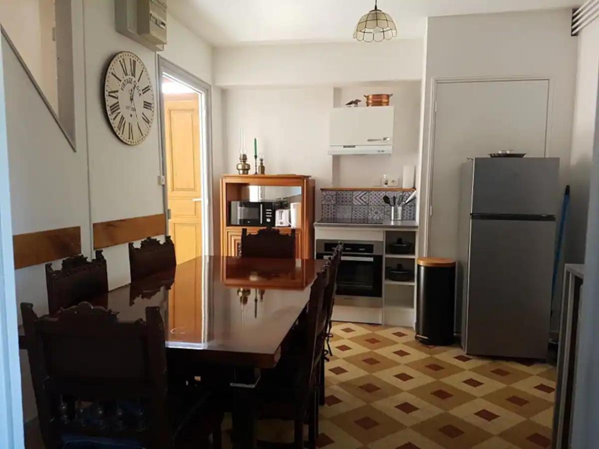 Holiday home Maison Centre-ville Calme Avec Jardin *