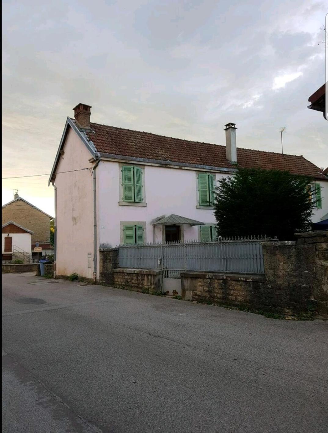 Maison Centre-ville Calme Avec Jardin Holiday home